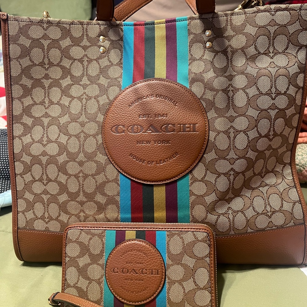 Used Coach Signature Striped Tote
